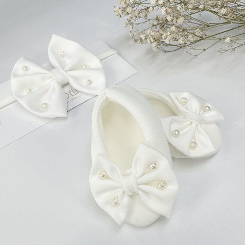 Spinka kokarda ecru z perełkami